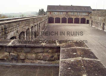Mauthausen5n1.jpg (207628 bytes)