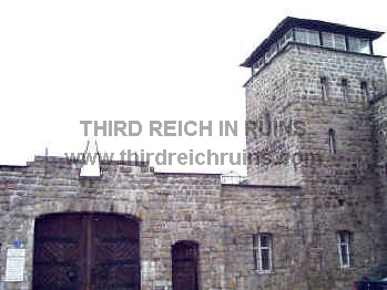 Mauthausen8n1.jpg (247068 bytes)